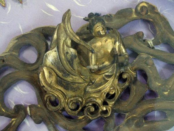 飛天・雲中供養菩蔵像（7の26）